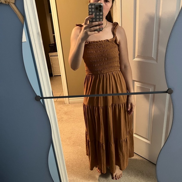 Smocked tiered summer dress - Picture 3 of 5